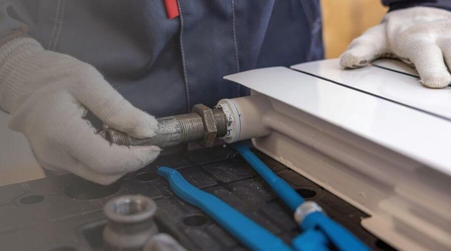 Expert burst pipe repair services in Wilder, TN